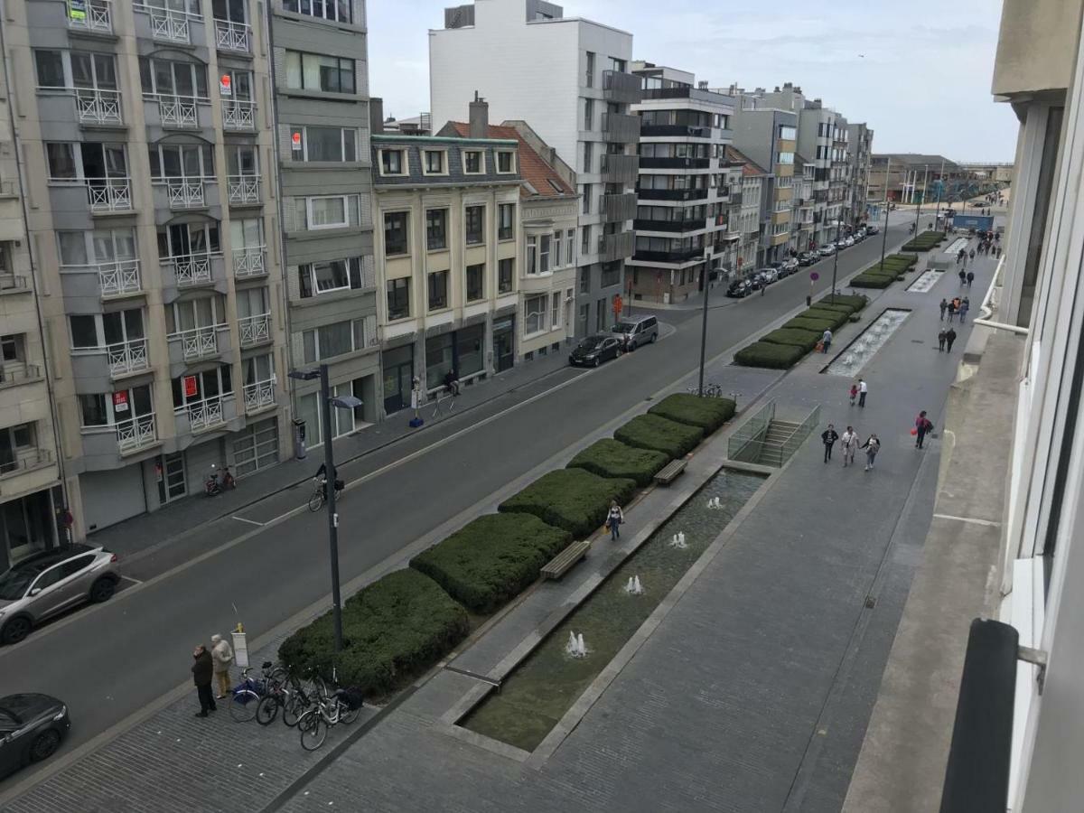 Shiny Nice Studio At Ostend Apartment Exterior photo
